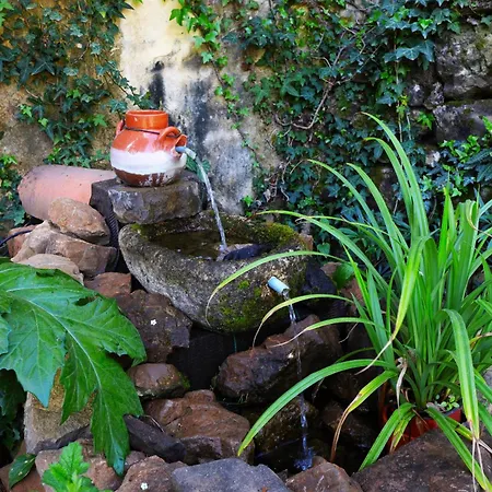 Konukevi Les Jardins De Valaurie